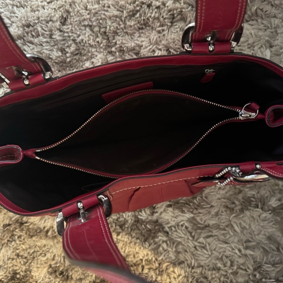 Coach buttery leather red sack purse - Picture 5 of 6